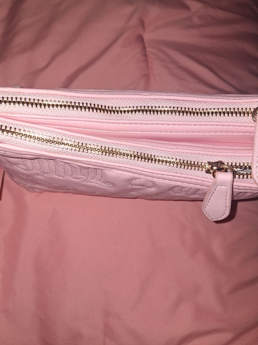 EXCLUSUVE Juicy Couture Light Pink Quilted Shoulder Bag with Bow and Pearl Charm - Picture 7 of 11